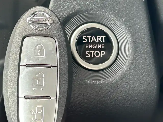 日産 ルークス ハイウェイスター X 静岡県 2020(令2)年 2万km ホワイトパール エマージェンシーブレーキ/純正SDナビ(MJ119D-w)/　AM FM CD Bluetooth/ビルトインETC/LEDオートヘッドライト/片側パワースライド/純正14インチアルミホイール/スマートキー2本/リアサンシェード/ワンオーナー/フルセグTV/アラウンドビューモニター/前方ドライブレコーダー