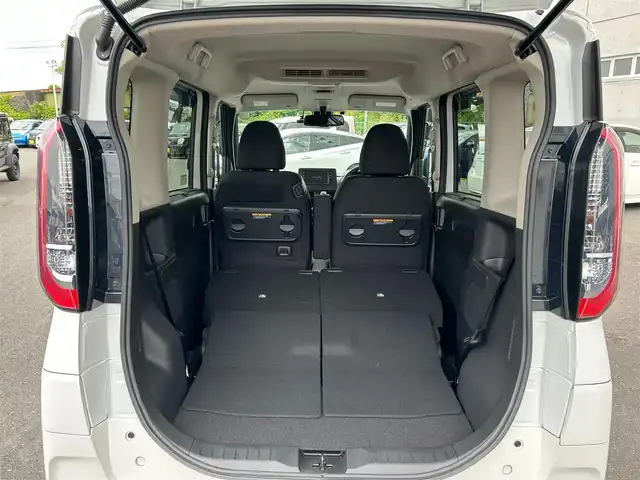 日産 ルークス ハイウェイスター X 静岡県 2020(令2)年 2万km ホワイトパール エマージェンシーブレーキ/純正SDナビ(MJ119D-w)/　AM FM CD Bluetooth/ビルトインETC/LEDオートヘッドライト/片側パワースライド/純正14インチアルミホイール/スマートキー2本/リアサンシェード/ワンオーナー/フルセグTV/アラウンドビューモニター/前方ドライブレコーダー
