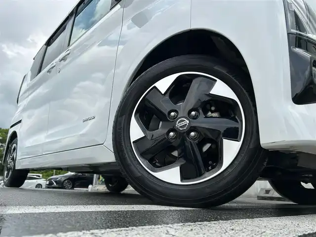 日産 ルークス ハイウェイスター X 静岡県 2020(令2)年 2万km ホワイトパール エマージェンシーブレーキ/純正SDナビ(MJ119D-w)/　AM FM CD Bluetooth/ビルトインETC/LEDオートヘッドライト/片側パワースライド/純正14インチアルミホイール/スマートキー2本/リアサンシェード/ワンオーナー/フルセグTV/アラウンドビューモニター/前方ドライブレコーダー