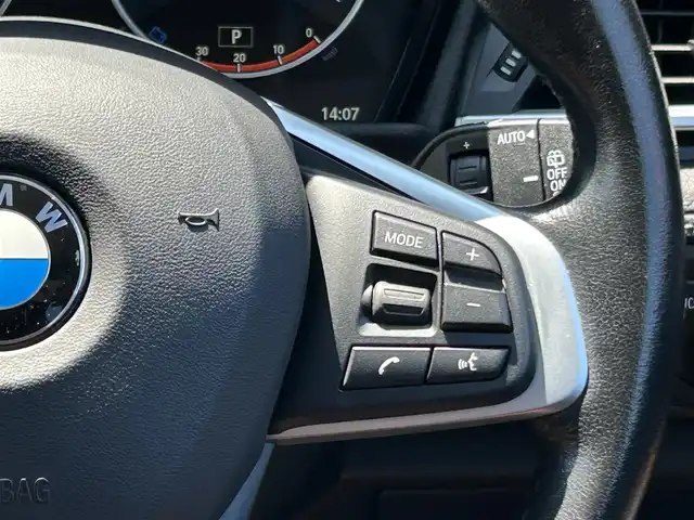 ＢＭＷ ２１８ｉ アクティブツアラー ラグジュアリー 福岡県 2017(平29)年 3.2万km ミネラルホワイト インテリジェントセーフティ/コンフォートパッケージ/茶革シート/前席シートヒーター/純正ナビ/社外フルセグTV/バックカメラ/Bluetooth/パワーバックドア/前後コーナーセンサー　/オートライト/オートワイパー/ＬＩＭコントロール　/純正16インチアルミホイール/ミラー一体型ＥＴＣ