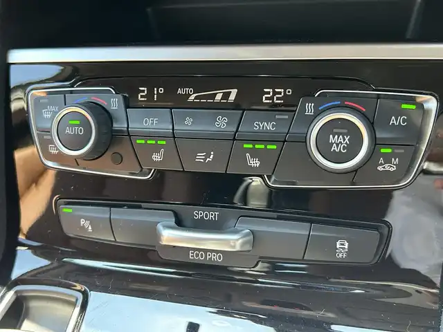 ＢＭＷ ２１８ｉ アクティブツアラー ラグジュアリー 福岡県 2017(平29)年 3.2万km ミネラルホワイト インテリジェントセーフティ/コンフォートパッケージ/茶革シート/前席シートヒーター/純正ナビ/社外フルセグTV/バックカメラ/Bluetooth/パワーバックドア/前後コーナーセンサー　/オートライト/オートワイパー/ＬＩＭコントロール　/純正16インチアルミホイール/ミラー一体型ＥＴＣ