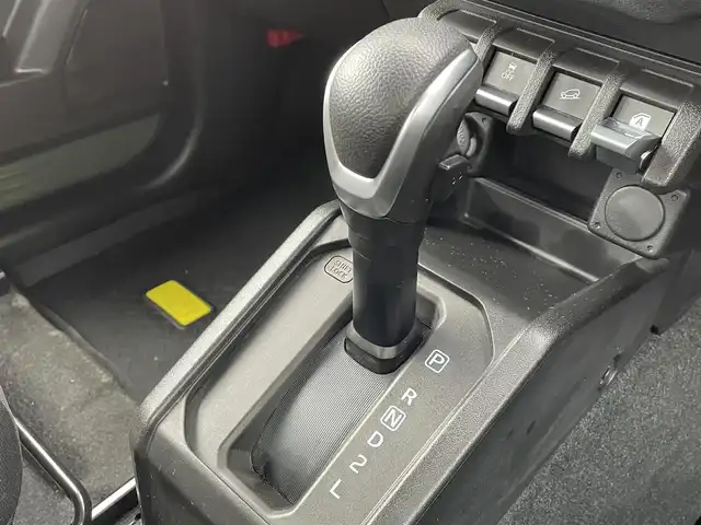 スズキ ジムニー XL 福岡県 2020(令2)年 3.9万km ジャングルグリーン 純正ナビ（ＡＶＩＣ－ＲＬＳ９０１ＩＩ）/フルセグTV/CD/DVD/BT/SD/バックカメラ/前席シートヒーター/ビルトインＥＴＣ/スマートキー/プッシュスタート/フォグランプ/ＤＡＣ/電格ミラー/ドアバイザー/オートエアコン