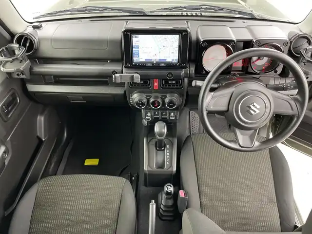 スズキ ジムニー XL 愛知県 2020(令2)年 3.9万km ジャングルグリーン ４WD/ターボ/純正8Vインチナビ（ＡＶＩＣ－ＲＬＳ９０１ＩＩ）/（フルセグTV/CD/DVD/Bluetooth/SD）/バックカメラ/ETC/前席シートヒーター/ダウンヒルアシスト/スマートキー/プッシュスタート/フロントフォグランプ/純正フロアマット/純正ドアバイザー/オートエアコン/横滑り防止装置