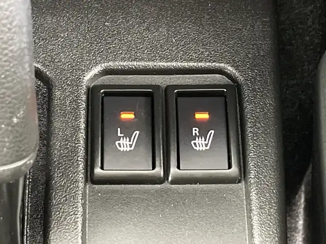 スズキ ジムニー XL 愛知県 2020(令2)年 3.9万km ジャングルグリーン ４WD/ターボ/純正8Vインチナビ（ＡＶＩＣ－ＲＬＳ９０１ＩＩ）/（フルセグTV/CD/DVD/Bluetooth/SD）/バックカメラ/ETC/前席シートヒーター/ダウンヒルアシスト/スマートキー/プッシュスタート/フロントフォグランプ/純正フロアマット/純正ドアバイザー/オートエアコン/横滑り防止装置