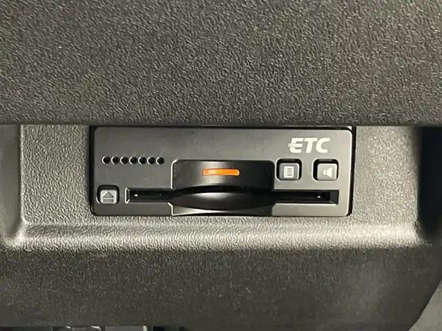 スズキ ジムニー XL 愛知県 2020(令2)年 3.9万km ジャングルグリーン ４WD/ターボ/純正8Vインチナビ（ＡＶＩＣ－ＲＬＳ９０１ＩＩ）/（フルセグTV/CD/DVD/Bluetooth/SD）/バックカメラ/ETC/前席シートヒーター/ダウンヒルアシスト/スマートキー/プッシュスタート/フロントフォグランプ/純正フロアマット/純正ドアバイザー/オートエアコン/横滑り防止装置