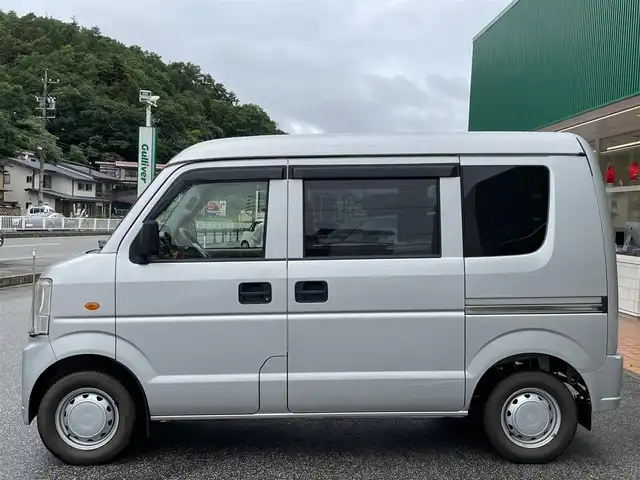 スズキ エブリイ PA 岐阜県 2010(平22)年 4.1万km シルキーシルバーメタリック 4WD/CDプレーヤー/(AM.FM)/両側スライドドア/積み込みサマータイヤ4本/スペアキー/取扱説明書