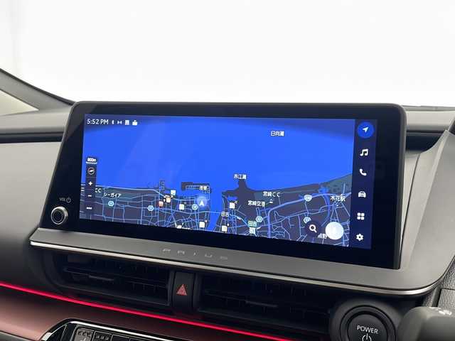 トヨタ プリウス Z 宮崎県 2024(令6)年 1.9万km アティチュードブラックマイカ 禁煙車/トヨタセーフティセンス/純正12.3型ディスプレイオーディオナビTV/（T-CONNECT/USB/HDMI/FMAM/Bluetooth/フルセグTV）/純正ビルトイン2.0ETC/純正19インチアルミ/純正LEDオートライト/純正フロアマット/プリクラッシュセーフティ/アダプティブクルーズコントロール/レーンディパーチャーアラート/オートマチックハイビーム/パーキングアシスト/クリアランスソナー/ブラインドスポットモニター/デジタルミラー/電子パーキング/オートホールド/パワーバックドア/AC100V/オートエアコン/前席シートヒーター/エアシート/運転席パワーシート/本革巻ハンドル/スマートキー/プッシュエンジンスタート/スペアキー/新車時保証書/取扱い説明書