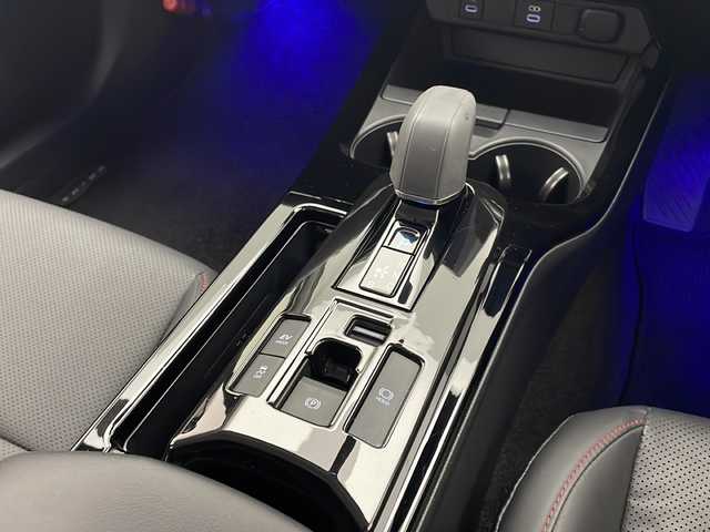 トヨタ プリウス Z 宮崎県 2024(令6)年 1.9万km アティチュードブラックマイカ 禁煙車/トヨタセーフティセンス/純正12.3型ディスプレイオーディオナビTV/（T-CONNECT/USB/HDMI/FMAM/Bluetooth/フルセグTV）/純正ビルトイン2.0ETC/純正19インチアルミ/純正LEDオートライト/純正フロアマット/プリクラッシュセーフティ/アダプティブクルーズコントロール/レーンディパーチャーアラート/オートマチックハイビーム/パーキングアシスト/クリアランスソナー/ブラインドスポットモニター/デジタルミラー/電子パーキング/オートホールド/パワーバックドア/AC100V/オートエアコン/前席シートヒーター/エアシート/運転席パワーシート/本革巻ハンドル/スマートキー/プッシュエンジンスタート/スペアキー/新車時保証書/取扱い説明書