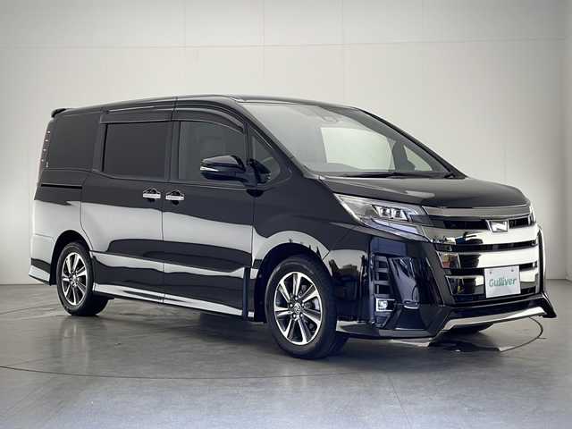 トヨタ ノア Si ダブルバイビーⅡ 宮崎県 2020(令2)年 6.7万km ブラック ワンオーナー/純正10インチメモリーナビ/ CD DVD MSV BTオーディオ フルセグTV/バックカメラ/前後クリアランスソナー /レーンディパーチャーアラート/プリクラッシュセーフティ/両側パワースライドドア /純正12.1型フリップダウンモニター/クルーズコントロール/ステアリングリモコン/純正LEDヘッドライト/LEDフォグライト/純正フロアマット/ビルトインETC