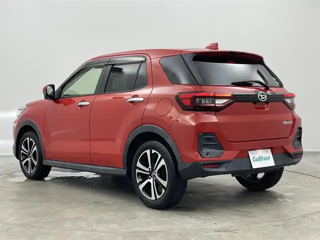 ダイハツ ロッキー G 埼玉県 2020(令2)年 3.7万km コンパーノレッド スマートアシスト　純正９インチナビ　全方位モニター　ビルトインＥＴＣ　前後ドライブレコーダー　シートヒーター　レーダークルーズコントロール　純正アルミホイール　オートライト　ＬＥＤヘッドライト　地デジ