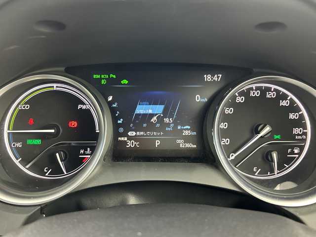 トヨタ カムリ WS 福岡県 2021(令3)年 8.3万km プラチナホワイトパールマイカ 禁煙車/純正8インチナビ/（AM/FM/フルセグTV/Bluetooth/USB)/バックカメラ/AC100V電源/トヨタセーフティセンス/・プリクラッシュセーフティ/・レーダークルーズコントロール/・レーンディパーチャーアラート/・オートマチックハイビーム/・クリアランスソナー/ブラインドスポットモニター/ETC/ドライブレコーダー/パワーシート/純正17インチアルミホイール/スマートキー/プッシュスタート/LEDヘッドライト/フロントフォグランプ/純正フロアマット/横滑り防止装置/電動格納ミラー/ステアリングスイッチ