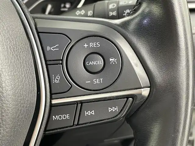 トヨタ カムリ WS 福岡県 2021(令3)年 8.3万km プラチナホワイトパールマイカ 純正８型ＤＡナビ／フルセグＴＶ　/バックカメラ　/ＥＴＣ　/前後ドラレコ　/レーダークルコン　/コーナーセンサー　/衝突軽減ブレーキ　/レーンキープ　/ＢＳＭ　/アクセル踏み間違い防止　/ハーフレザー　/パワーシート　/ＬＥＤヘッドライト