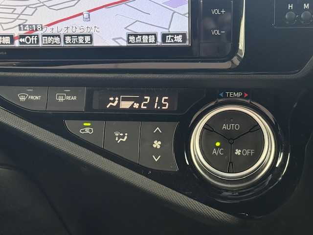 トヨタ アクア S 大阪府 2015(平27)年 5.4万km スーパーレッドⅤ /禁煙車//純正SDナビ【NSZT-W64】//フルTV・Bluetooth・CD・DVD・ラジオ//バックカメラ//前席シートヒーター//LEDヘッドライト//社外１５インチAW//プッシュスタート//スマートキー//取扱説明書//保証書//スペアキー