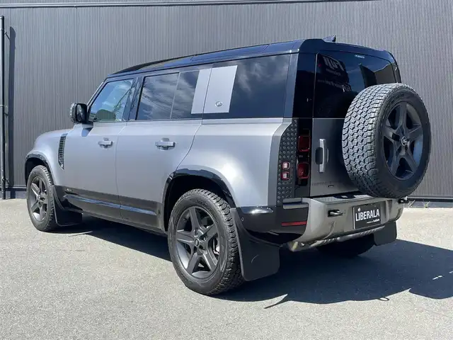 ランドローバー ランドローバー ディフェンダー 110XダイナミックSE 静岡県 2021(令3)年 0.4万km グレーⅡ 衝突軽減Ｂ　/半革　/ＣａｒＰｌａｙ　/サンルーフ　/ＭＥＲＩＤＩＡＮサウンド　/３６０°カメラ　/パワーシート／ヒーター／メモリ　/純正２０ＡＷ　/アイドリングストップ　/ＢＳＭ　/ＬＫＡ　/スマートキー