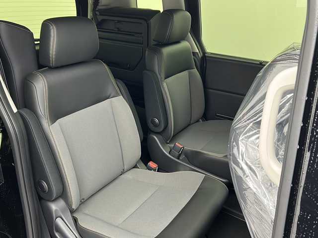 ホンダ フリード ハイブリット e:HEV クロスター 福島県 2025(令7)年 0.1千km クリスタルブラックパール /登録済未使用車//4WD//ホンダセンシング/・衝突軽減ブレーキ/・路外逸脱抑制機能/・先行車発進お知らせ機能/・アダプティブクルーズコントロール/・車線維持支援システム/・パーキングセンサー//ブラインドスポットモニター//マルチビューカメラシステム//メーカーOP9型ナビ/・BT.スマホ連携/・フルセグTV//両側パワースライドドア//前席シートヒーター//プッシュスタート//スマートキー×2//電動パーキングブレーキ//ブレーキホールド//LEDヘッドライト//LEDフォグライト//ステアリングスイッチ//純正15インチAW//ワイパーデアイサー