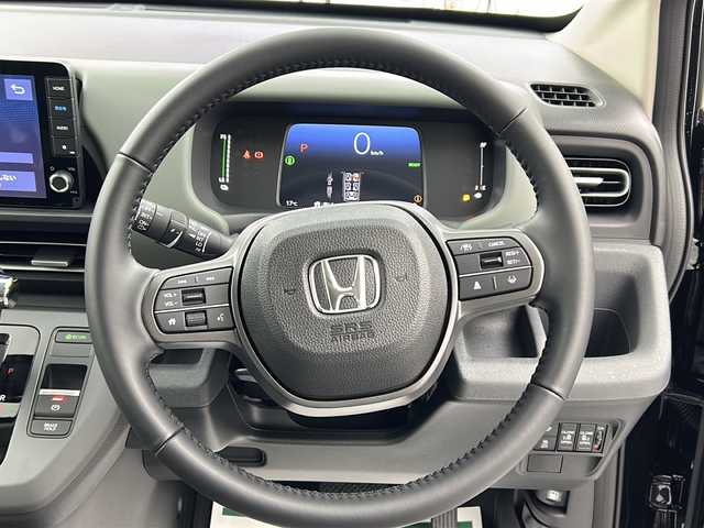 ホンダ フリード ハイブリット e:HEV クロスター 福島県 2025(令7)年 0.1千km クリスタルブラックパール /登録済未使用車//4WD//ホンダセンシング/・衝突軽減ブレーキ/・路外逸脱抑制機能/・先行車発進お知らせ機能/・アダプティブクルーズコントロール/・車線維持支援システム/・パーキングセンサー//ブラインドスポットモニター//マルチビューカメラシステム//メーカーOP9型ナビ/・BT.スマホ連携/・フルセグTV//両側パワースライドドア//前席シートヒーター//プッシュスタート//スマートキー×2//電動パーキングブレーキ//ブレーキホールド//LEDヘッドライト//LEDフォグライト//ステアリングスイッチ//純正15インチAW//ワイパーデアイサー