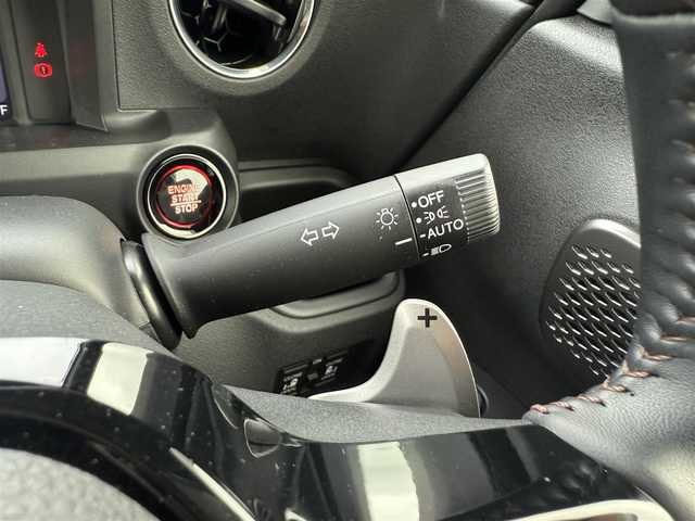 ホンダ Ｎ ＢＯＸ カスタム ターボ コーディネートS 兵庫県 2024(令6)年 0.8万km プラチナホワイトパール ワンオーナー/社外ナビ/フルセグTV/バックモニター/純正サンシェード内蔵ルーフコンソール/両側パワースライドドア/両前シートヒーター/純正リモコンエンジンスターター/純正アームレストコンソール/純正ラゲッジマット/ETC/オートハイビーム/レーダークルコン＆レーンキープ/LEDヘッドライト