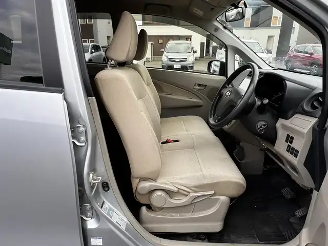 ダイハツ ムーヴ L スマートセレクション SA 道央・札幌 2014(平26)年 16.1万km ブライトシルバーメタリック ４WD/純正メモリーナビ/AM/FM/SD/CD/DVD/ワンセグ/衝突被害軽減ブレーキ/横滑り防止装置/ETC/アイドリングストップ/リモコンキー/ハロゲンヘッドライト/ヘッドライトレベライザー/電動格納ミラー/純正フロアマット/ドアバイザー/社外エンジンスターター