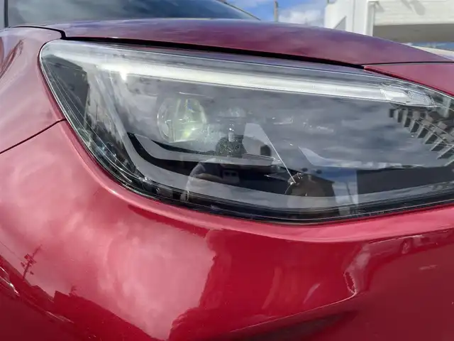 トヨタ ヤリスクロス ハイブリッド Z 静岡県 2022(令4)年 1.6万km ブラックマイカ/センシュアルレッドマイカ ワンオーナー/4WD/純正ナビ/フルセグTV/USB/Bluetooth/バックカメラ/全方位カメラ/TOYOTA Safety Sense/・レーダークルーズ コントロール/・プリクラッシュセーフティ/・レーンディパーチャーアラート/・先行車発進告知機能/・オートマチックハイビーム/純正18インチアルミホイール/ハンドルヒーター/運転席パワーシート/前席シートヒーター/ビルトインETC/LEDライト/スマートキー2個/プッシュスタート/新車時保証書/取扱説明書