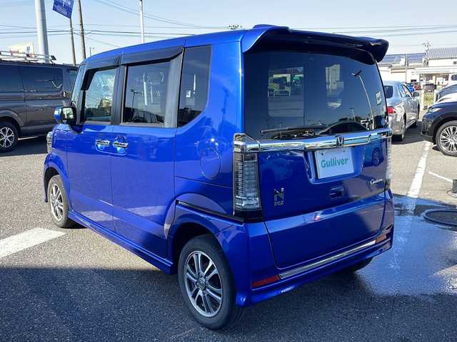 ホンダ Ｎ ＢＯＸ カスタム SSパッケージ 新潟県 2015(平27)年 15.8万km ブリリアントスポーティブルーメタリック2トーン ４WD/衝突軽減/FM/AM/CD/AUX/ETC/シートヒーター/プッシュスタート/両側パワースライドドア/サンシェード/フォグランプ/ウィンカーミラー/電格ミラー/ドアバイザー/スペアキー×１