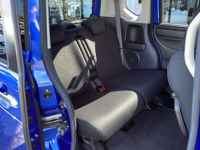 ホンダ Ｎ ＢＯＸ カスタム SSパッケージ 新潟県 2015(平27)年 15.8万km ブリリアントスポーティブルーメタリック2トーン ４WD/衝突軽減/FM/AM/CD/AUX/ETC/シートヒーター/プッシュスタート/両側パワースライドドア/サンシェード/フォグランプ/ウィンカーミラー/電格ミラー/ドアバイザー/スペアキー×１