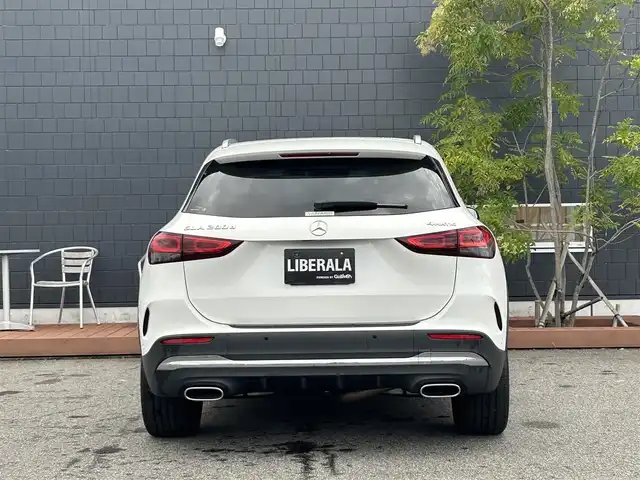 メルセデス・ベンツ Ｍ・ベンツ ＧＬＡ２００ｄ 4マチック AMGライン 滋賀県 2022(令4)年 2.3万km ポーラホワイト ワンオーナー/レーダーセーフティパッケージ/純正ナビ/地デジ/Bluetooth/ワイヤレス充電/全方位カメラ/黒半革/パワーシート/シートヒーター/純正19インチAW/純正ドライブレコーダー（360°）/ETC