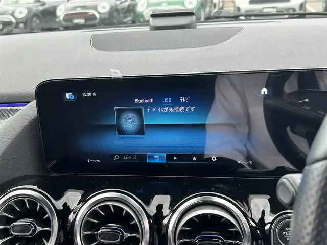 メルセデス・ベンツ Ｍ・ベンツ ＧＬＡ２００ｄ 4マチック AMGライン 滋賀県 2022(令4)年 2.3万km ポーラホワイト ワンオーナー/レーダーセーフティパッケージ/純正ナビ/地デジ/Bluetooth/ワイヤレス充電/全方位カメラ/黒半革/パワーシート/シートヒーター/純正19インチAW/純正ドライブレコーダー（360°）/ETC