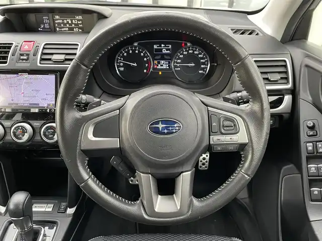スバル フォレスター S－リミテッド 道南・函館 2016(平28)年 9.4万km アイスシルバーメタリック /純正ナビ//フルセグＴＶ//バックカメラ//クルーズコントロール//ブラインドスポットモニター//シートヒーター//レーンキープアシスト//ステアリング連動ヘッドランプ//衝突軽減ブレーキ//先行車発進通知//パドルシフト//ハーフレザーシート//パワーシート//フロアマット//スマートキー//プッシュスタート//ＥＴＣ