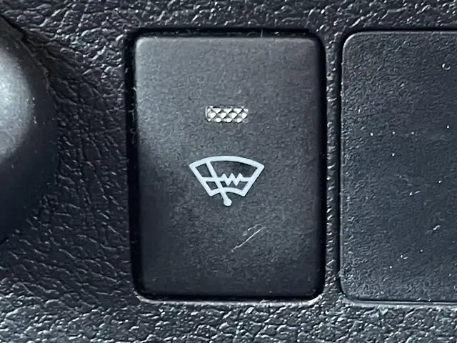 トヨタ ヴィッツ F LEDエディション 宮城県 2016(平28)年 7.9万km ボルドーマイカメタリック ワンオーナー/4WD/純正ＳＤナビ/（ＡＭ／ＦＭ／／ＣＤ／Ｂｌｕｅｔｏｏｔｈ）　/ワンセグテレビ　/横滑り防止装置　/４ＷＤオートモードスイッチ　/フロントワイパーデアイサー　/スマートキー　/プッシュスタート　/ＥＴＣ　/電動格納ミラー/スタッドレス社外AW/（165/70R14）