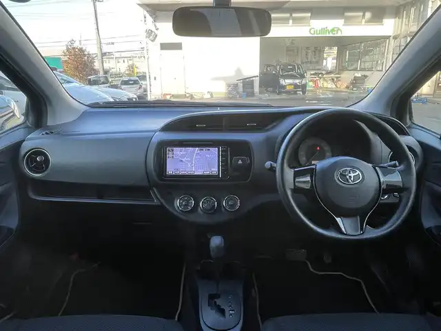 トヨタ ヴィッツ F LEDエディション 宮城県 2016(平28)年 7.9万km ボルドーマイカメタリック ワンオーナー/4WD/純正ＳＤナビ/（ＡＭ／ＦＭ／／ＣＤ／Ｂｌｕｅｔｏｏｔｈ）　/ワンセグテレビ　/横滑り防止装置　/４ＷＤオートモードスイッチ　/フロントワイパーデアイサー　/スマートキー　/プッシュスタート　/ＥＴＣ　/電動格納ミラー/スタッドレス社外AW/（165/70R14）