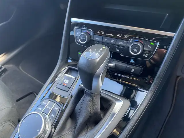 ＢＭＷ ２１８ｄ アクティブツアラー 福岡県 2019(令1)年 3.8万km パール ・アクティブクルーズコントロール/・純正ナビ/BT/USB/・バックカメラ/・ハーフレザーシート/シートヒーター/・ドライブレコーダー/・ETC/・純正16AW/・LEDライト/・HUD/・スペアキー