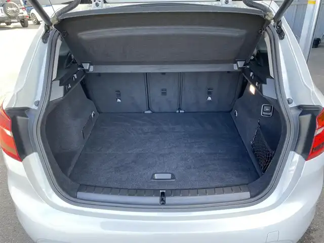 ＢＭＷ ２１８ｄ アクティブツアラー 福岡県 2019(令1)年 3.8万km パール ・アクティブクルーズコントロール/・純正ナビ/BT/USB/・バックカメラ/・ハーフレザーシート/シートヒーター/・ドライブレコーダー/・ETC/・純正16AW/・LEDライト/・HUD/・スペアキー