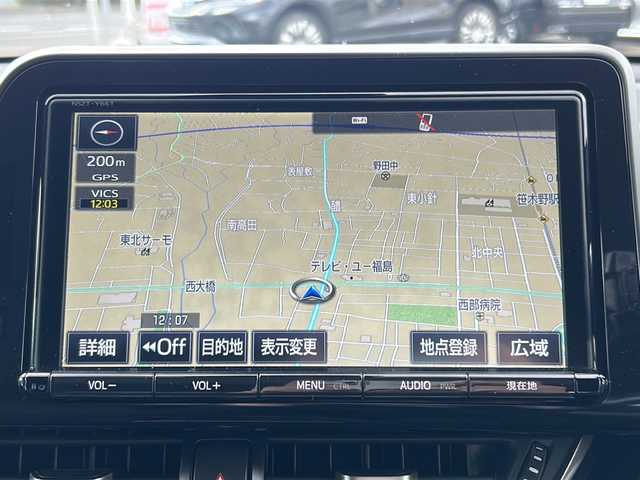 トヨタ Ｃ－ＨＲ S－T 福島県 2017(平29)年 1.5万km ブラックマイカ トヨタセーフティセンス/・衝突被害軽減ブレーキ/・オートハイビーム/・車線逸脱警報装置/・レーダークルーズコントロール/純正ナビ/・型番：NSZT-Y66T/・フルセグTV/BT/CD/DVD/SD/FM/AM/・バックカメラ/・ビルトインETC/前後ドライブレコーダー/・型番：TZ-DR210/革張りステアリング/・ステアリングスイッチ/電子パーキング/・オートブレーキホールド/USB充電ポート/電流ソケット/プッシュスタート/・スマートキー/・スペアキー1本/電動格納ミラー/・ウィンカーミラー/・オートミラー/横滑り防止装置/LEDヘッドライト/・ヘッドライトレベライザー/・オートライト/・フォグランプ/純正フロアマット/純正17インチAW/4WD