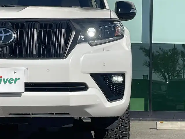 トヨタ ランドクルーザー プラド TX Lパッケージ マットブラED 和歌山県 2023(令5)年 7.1万km ホワイトパールクリスタルシャイン 純正9インチナビ/全方位カメラ/フルセグTV/衝突軽減ブレーキ/レーダークルコン/ブラインドスポットモニター/前後コーナーセンサー/オートライト/ビルトインETC2.0/シートヒーター/シートベンチレーション/パワーシート/ルーフレール/LEDヘッドライト/フォグランプ/電格ミラー