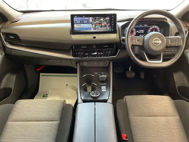 日産 エクストレイル X e－4ORCE 埼玉県 2022(令4)年 3万km シルバーⅡ プロパイロット　/エマージェンシーブレーキ /純正12.3型ナビ　/アラウンドビューモニター　/LEDオートライト /シートヒーター /ステアリングヒーター /純正18インチアルミホイール /ブラインドスポットモニター/インテリジェントミラー /ETC