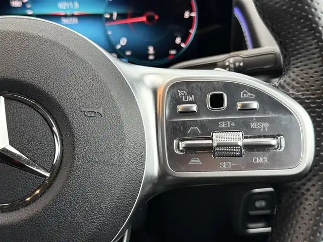 メルセデス・ベンツ Ｍ・ベンツ ＧＬＢ２００ｄ 4マチック AMGライン 道南・函館 2021(令3)年 3.7万km ポーラホワイト ワンオーナー車/スライディングガラスルーフ/アドバンスドパッケージ/・ヘッドアップディスプレイ(HUD)/・アドバンスドサウンドシステム/AMGレザーエクスクルーシブパッケージ/・本革シート/・アンビエントライト（64色）/フロントメモリー付きパワーシート/シートヒーター/純正ナビTV　360度カメラ/キーレスゴー/スペアキー有/フットトランクオープナー/新車時保証書/取扱説明書