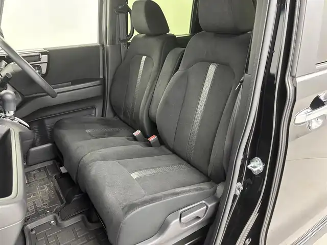 ホンダ Ｎ ＢＯＸ カスタム L 埼玉県 2022(令4)年 3.4万km クリスタルブラックパール 純正ナビ　VXM-225Ci/バックカメラ/ETC/Honda SENSING/・衝突軽減ブレーキ/・歩行者事故低減ステアリング/・路外逸脱抑制機能/・渋滞追従機能付アダプティブクルーズコントロール/・車線維持支援システム/・先行車発進お知らせ機能/・標識認識機能/・オートマチックハイビーム/前席シートヒーター/電子パーキングシステム/ブレーキホールド/ウィンカーミラー/フロントフォグランプ/ロールサンシェード/純正フロアマット/純正14インチアルミホイール