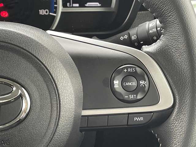 トヨタ ルーミー カスタムG 佐賀県 2021(令3)年 1万km レーザーブルークリスタルシャイン モデリスタエアロ/スマートアシストIII/・レーダークルーズコントロール/・衝突回避支援ブレーキ/・車線逸脱警報/・誤発進抑制制御/・先行車発進お知らせ機能/・標識認識機能/・ふらつき警報/純正9型ディスプレイオーディオ/・TV Bluetooth USB/全方位カメラ/前後ドライブレコーダー/両側パワースライドドア/電子パーキング/ブレーキホールド機能/D＋N席シートヒーター/後席用サイドサンシェード/ISOFIX/ステアリングリモコン/純正LEDヘッドライト/フォグライト/オートハイビーム/プッシュスタート/スマートキー