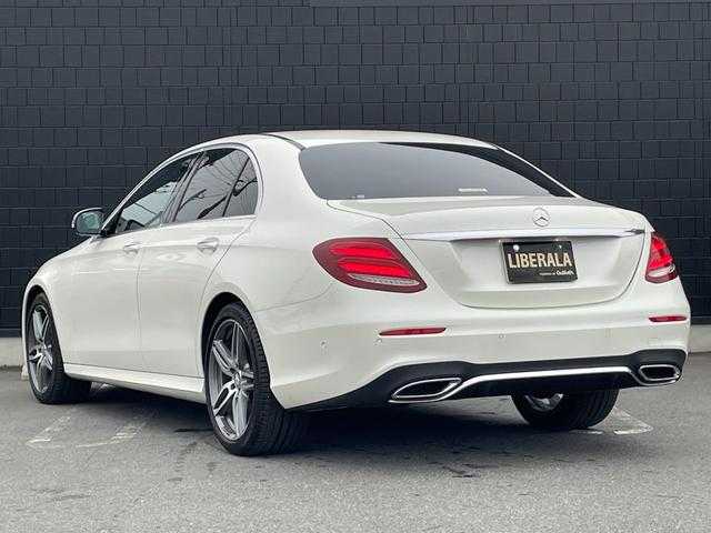 メルセデス・ベンツ Ｅ２２０ｄ アバンギャルド スポーツ 埼玉県 2017(平29)年 4.9万km ダイヤモンドホワイト 黒革シート　/レザーパッケージ　/エアバランスパッケージ　/Ｂｕｒｍｅｓｔｅｒ　/純正ナビ　/３６０度カメラ　/アダプティブクルーズコントロール　/ブラインドスポットモニター　/シートヒーター　/パークアシスト　/ＬＥＤ