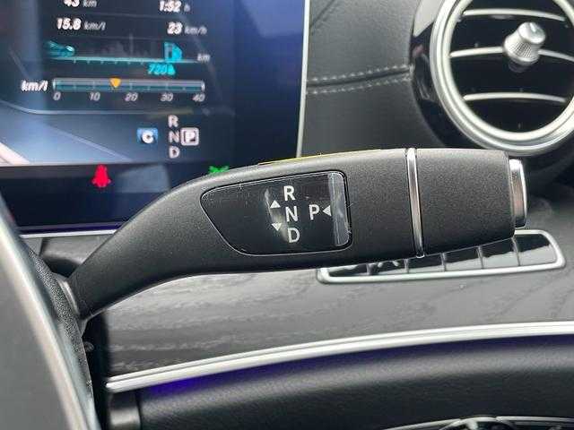 メルセデス・ベンツ Ｅ２２０ｄ アバンギャルド スポーツ 埼玉県 2017(平29)年 4.9万km ダイヤモンドホワイト 黒革シート　/レザーパッケージ　/エアバランスパッケージ　/Ｂｕｒｍｅｓｔｅｒ　/純正ナビ　/３６０度カメラ　/アダプティブクルーズコントロール　/ブラインドスポットモニター　/シートヒーター　/パークアシスト　/ＬＥＤ