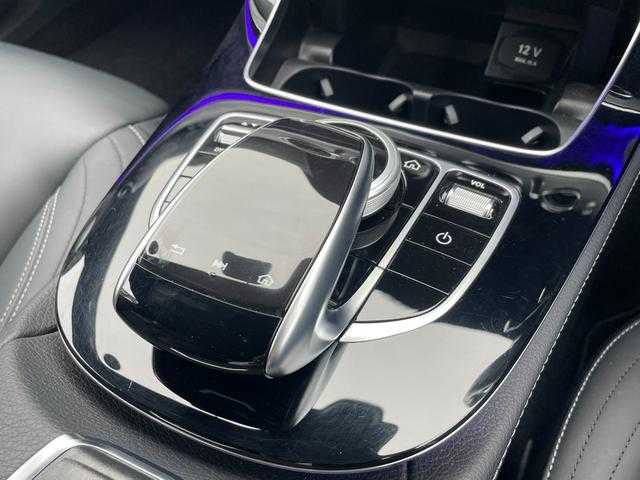 メルセデス・ベンツ Ｅ２２０ｄ アバンギャルド スポーツ 埼玉県 2017(平29)年 4.9万km ダイヤモンドホワイト 黒革シート　/レザーパッケージ　/エアバランスパッケージ　/Ｂｕｒｍｅｓｔｅｒ　/純正ナビ　/３６０度カメラ　/アダプティブクルーズコントロール　/ブラインドスポットモニター　/シートヒーター　/パークアシスト　/ＬＥＤ