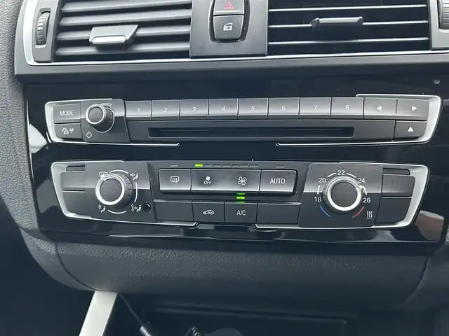 ＢＭＷ １１８ｉ スタイル 愛知県 2015(平27)年 9.1万km アルピンホワイトⅢ 純正メモリナビ/バックカメラ/アイドリングストップ/ウィンカーミラー/クルーズコントロール/プッシュスタート/ETC/ハーフレザーシート