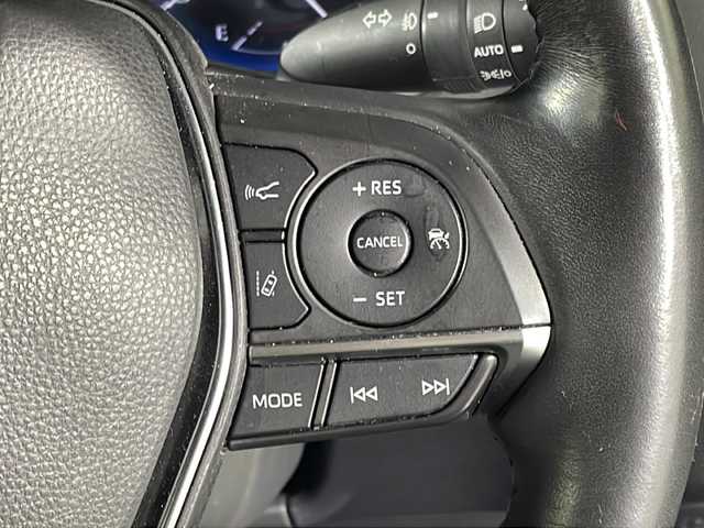 トヨタ クラウン ハイブリッド RS 福岡県 2021(令3)年 4.3万km プレシャスブラックパール ・シートヒーター/・パワーシート/・ステアリングスイッチ/・オートライト/・ACC/・LEDヘッドライト/・革巻きステアリング/・純正ナビ/・CD/DVD/・Bluetooth/・Bカメラ/・ステアリングヒーター/・ドアバイザー/・純正フロアマット