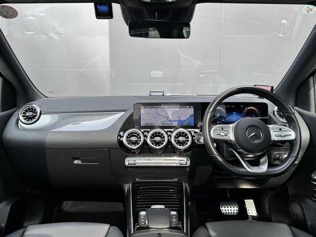 メルセデス・ベンツ Ｂ２００ｄ AMGライン 和歌山県 2021(令3)年 4.1万km 黒 レザーEXP /アドバンスドパッケージ /パノラマSR /黒革 /360度カメラ /オートテールゲート /レーダーセーフティパッケージ /ヘッドアップディスプレイ /アンビエントライト /純ナビ /ドラレコ /パワーシート /シートヒーター /LEDライト /ETC
