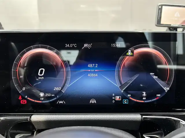 メルセデス・ベンツ Ｂ２００ｄ AMGライン 和歌山県 2021(令3)年 4.1万km 黒 レザーEXP /アドバンスドパッケージ /パノラマSR /黒革 /360度カメラ /オートテールゲート /レーダーセーフティパッケージ /ヘッドアップディスプレイ /アンビエントライト /純ナビ /ドラレコ /パワーシート /シートヒーター /LEDライト /ETC