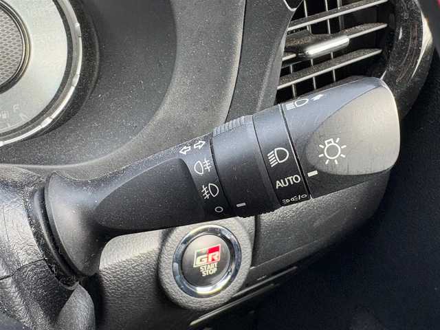 トヨタ ハイラックス Z GRスポーツ 長野県 2022(令4)年 5.5万km 黒 メモリナビ/フルセグテレビ/バック/フロント/サイド/全周囲カメラ/アダプティブクルーズコントロール/電動格納ミラー/サイドブラインドモニター/オートスピードコントロール装置/プリクラッシュブレーキアシスト/オートライト/LEDヘッドライト/フォグランプ/プッシュスタート/強化サスペンション/ETC