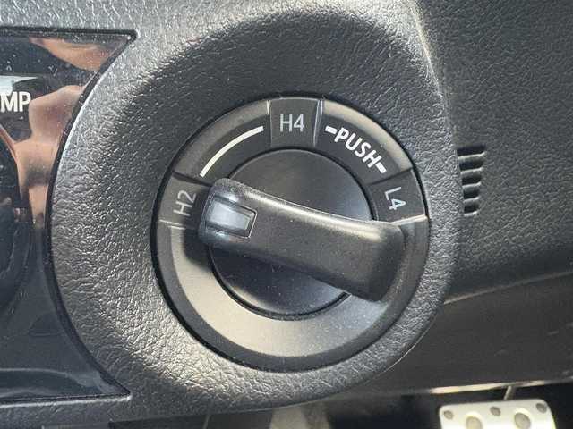 トヨタ ハイラックス Z GRスポーツ 長野県 2022(令4)年 5.5万km 黒 メモリナビ/フルセグテレビ/バック/フロント/サイド/全周囲カメラ/アダプティブクルーズコントロール/電動格納ミラー/サイドブラインドモニター/オートスピードコントロール装置/プリクラッシュブレーキアシスト/オートライト/LEDヘッドライト/フォグランプ/プッシュスタート/強化サスペンション/ETC