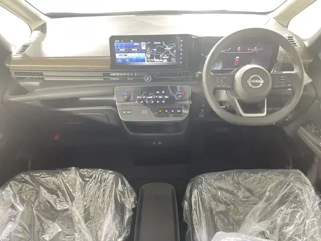 日産 セレナ e－パワー ハイウェイスター V 神奈川県 2025(令7)年 0.1千km 白 登録済未使用車/純正12.3インチコネクトナビゲーション/BT&USB&HDMI&フルセグTV/全方位カメラ/プロパイロット/インテリジェントエマージェンシーブレーキ/前方衝突予測警報/衝突回避ステアリングアシスト/車線逸脱防止支援システム/車線逸脱警報/後側方衝突防止支援システム/後側方車両検知警報/後退時車両検知警報/ふらつき警報/踏み間違い衝突防止アシスト/標識検知機能/インテリジェントクルーズコントロール/デジタルインナーミラー/純正ドライブレコーダー前後/純正ビルトインETC2.0/両側パワースライドドア /ハンズフリーパワースライドドア /ワイヤレス充電器/LEDヘッドライト/オートマチックハイビーム/LEDフォグライト