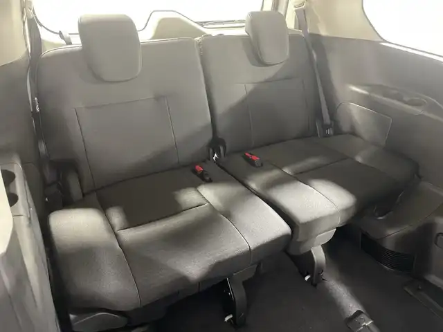 日産 セレナ e－パワー ハイウェイスター V 神奈川県 2025(令7)年 0.1千km 白 登録済未使用車/純正12.3インチコネクトナビゲーション/BT&USB&HDMI&フルセグTV/全方位カメラ/プロパイロット/インテリジェントエマージェンシーブレーキ/前方衝突予測警報/衝突回避ステアリングアシスト/車線逸脱防止支援システム/車線逸脱警報/後側方衝突防止支援システム/後側方車両検知警報/後退時車両検知警報/ふらつき警報/踏み間違い衝突防止アシスト/標識検知機能/インテリジェントクルーズコントロール/デジタルインナーミラー/純正ドライブレコーダー前後/純正ビルトインETC2.0/両側パワースライドドア /ハンズフリーパワースライドドア /ワイヤレス充電器/LEDヘッドライト/オートマチックハイビーム/LEDフォグライト