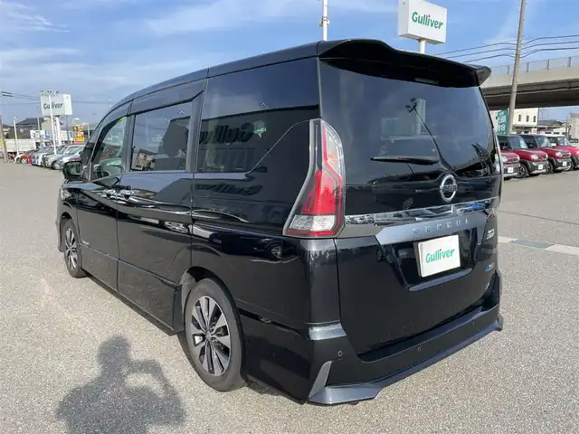 日産 セレナ ハイウェイスター Vセレクション 石川県 2017(平29)年 14.9万km 黒 社外9型ナビ/フルセグTV/アラウンドビューモニター/LEDヘッドライト/ETC/インテリキー/プッシュスタート/フリップダウンモニター/クルーズコントロール/エマージェンシーブレーキ/電動ミラー